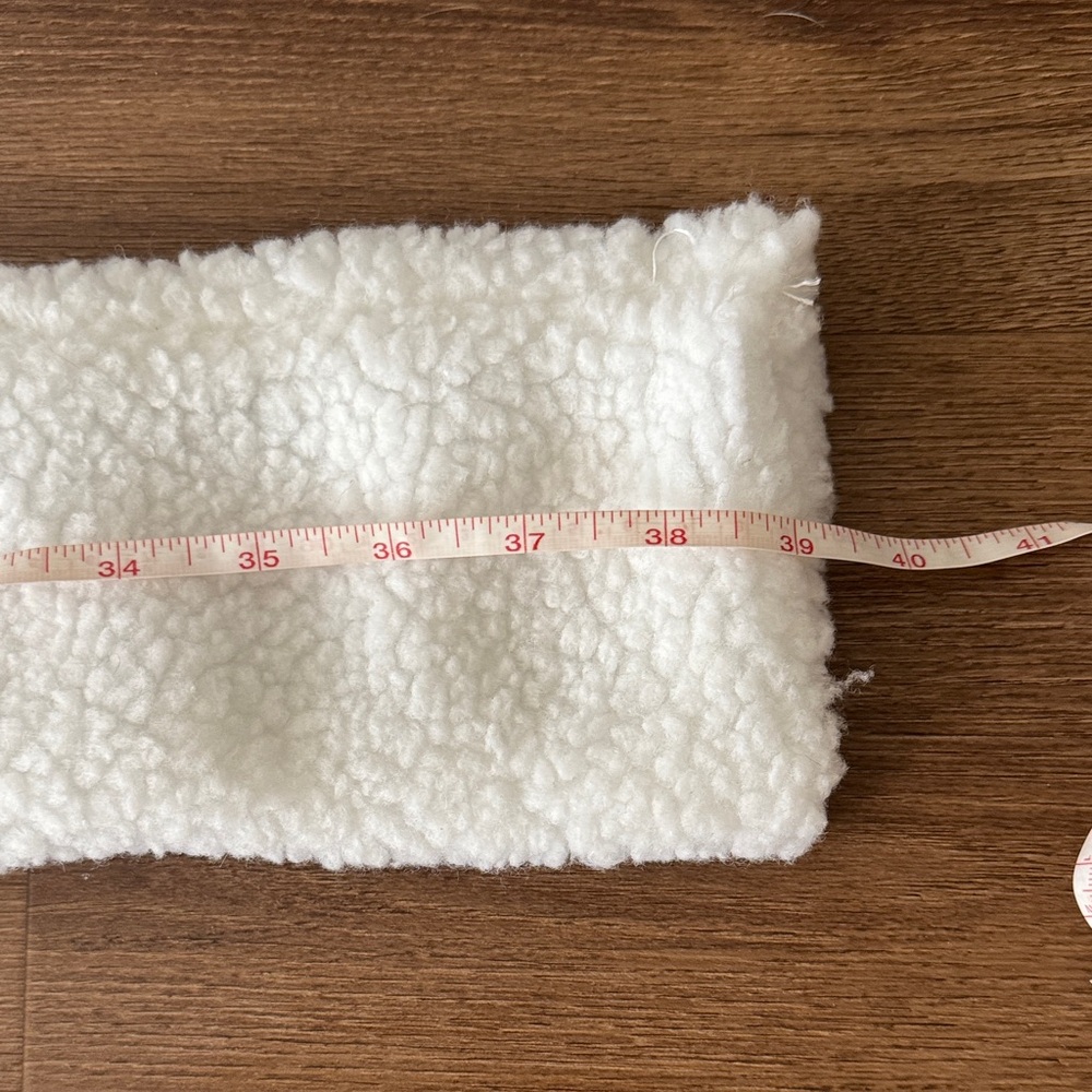 🐴 NWOT 38" Fleece Girth Cover/Sleeve 🐴 - Picture 3 of 5